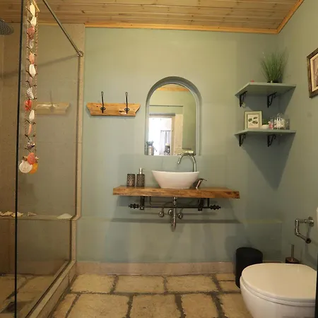 Joannas Sea-view Stone House Apartment Katávolos