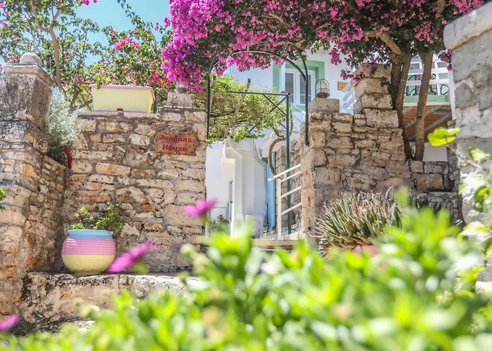 아파트 Joannas Sea-view Stone House *