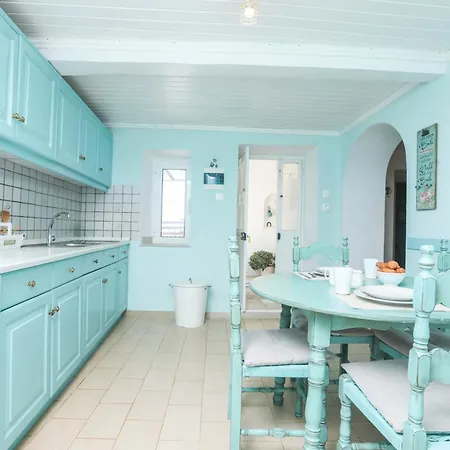 Joannas Sea-view Stone House * Katávolos